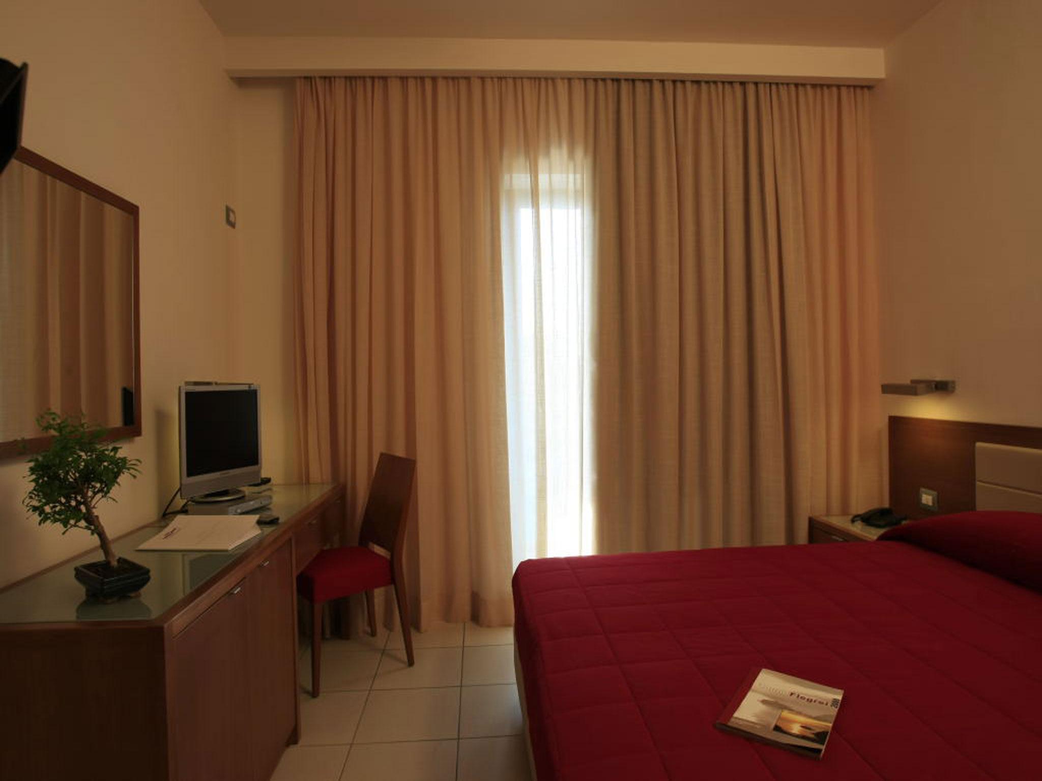 La Costiera Hotel Varcaturo Esterno foto