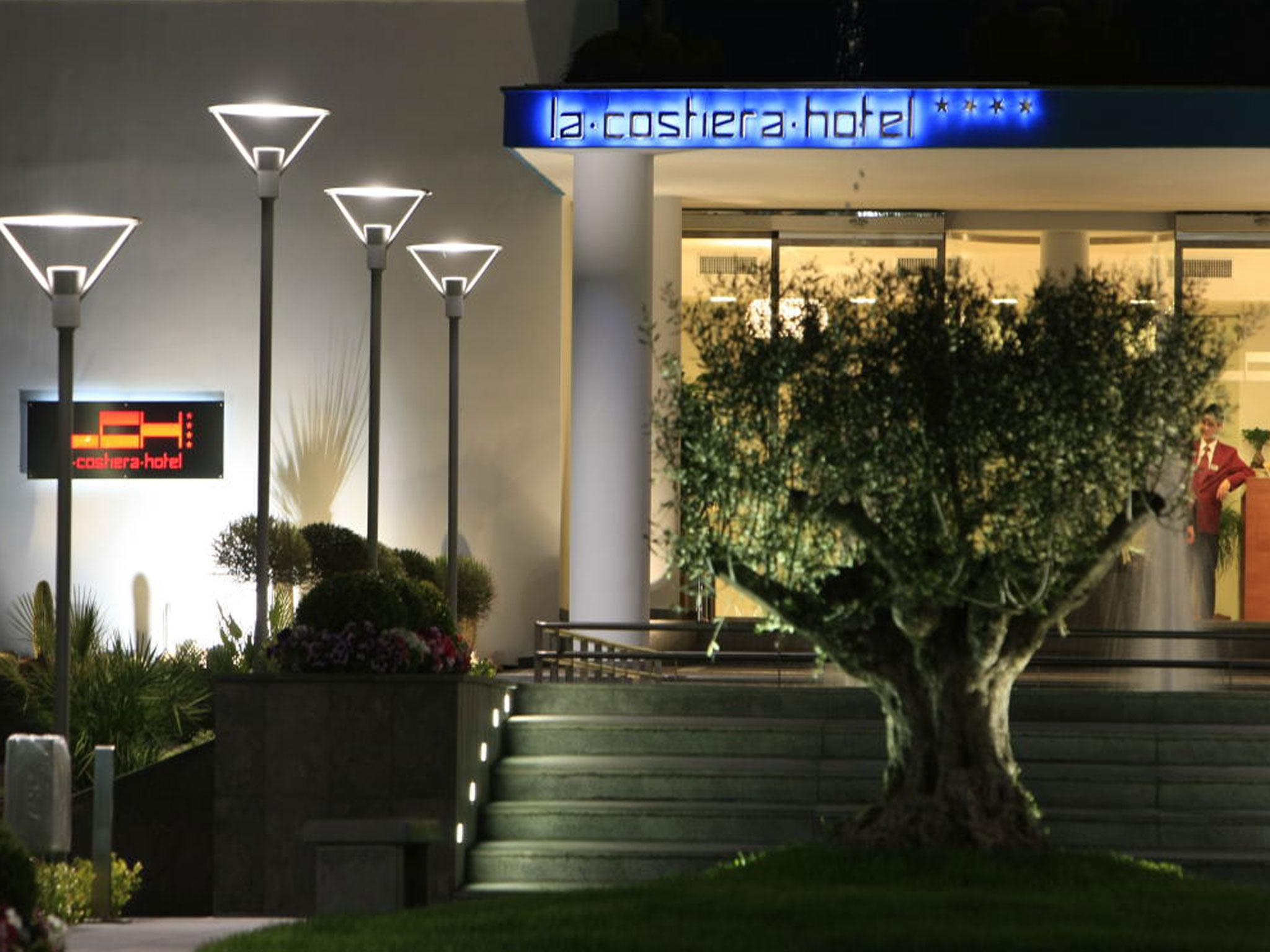 La Costiera Hotel Varcaturo Esterno foto
